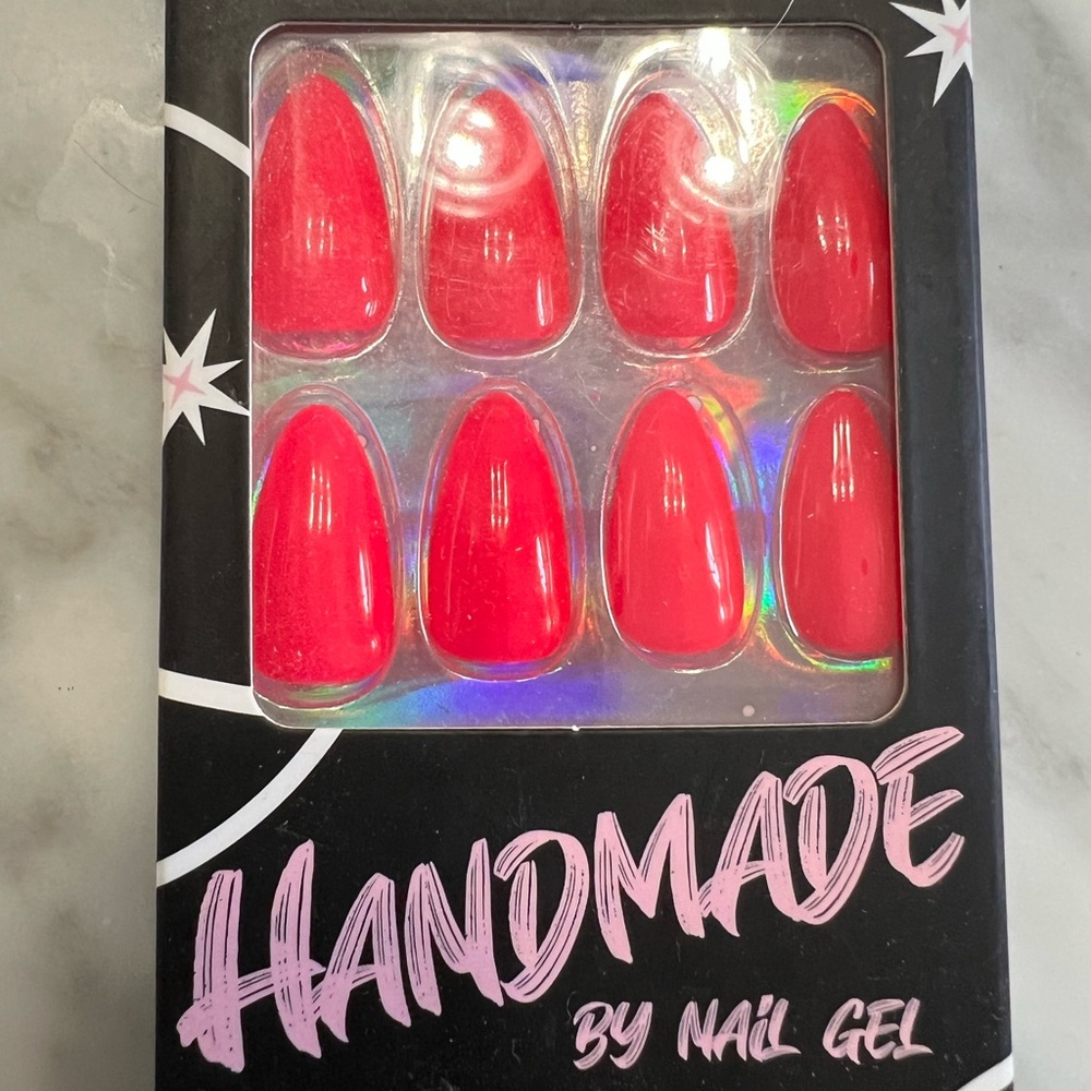 BNIB fun color press on nails, full set!